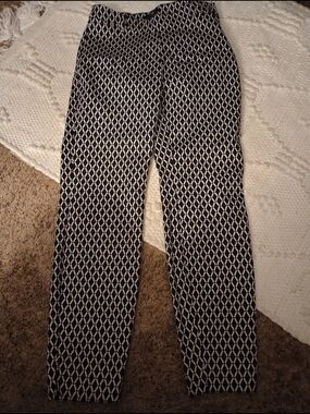 H & M Black & WhiteGeometric Print Pull-On Pants.